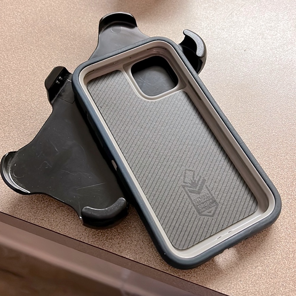 Otterbox Defender for iphone 11 pro